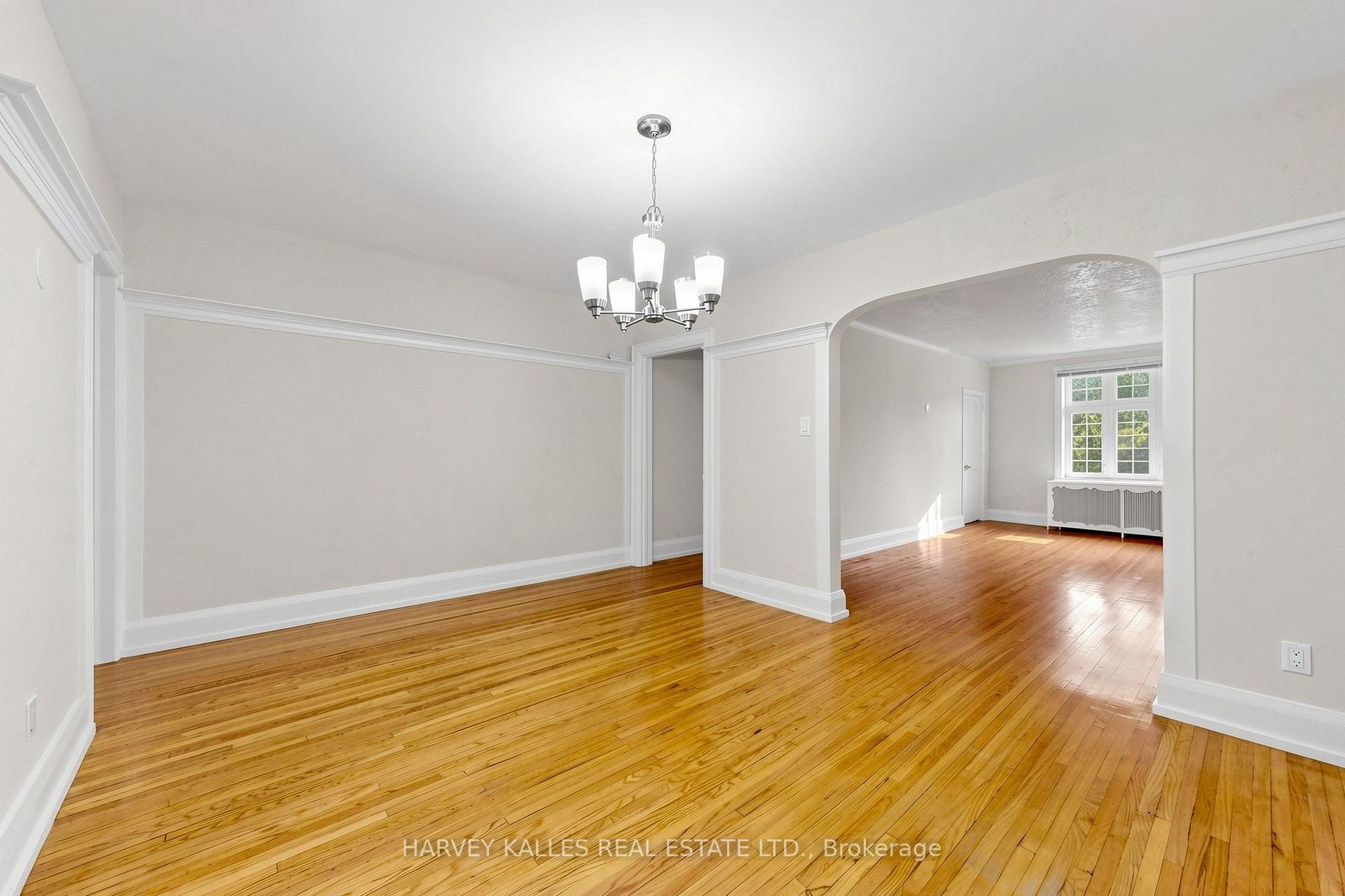 Photo 16 of Unit North 2nd, 163 Highbourne Road N, Toronto, Yonge-Eglinton — HOMEH