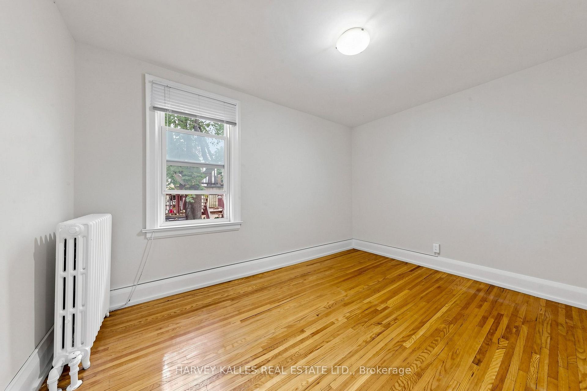 Photo 22 of Unit North 2nd, 163 Highbourne Road N, Toronto, Yonge-Eglinton — HOMEH