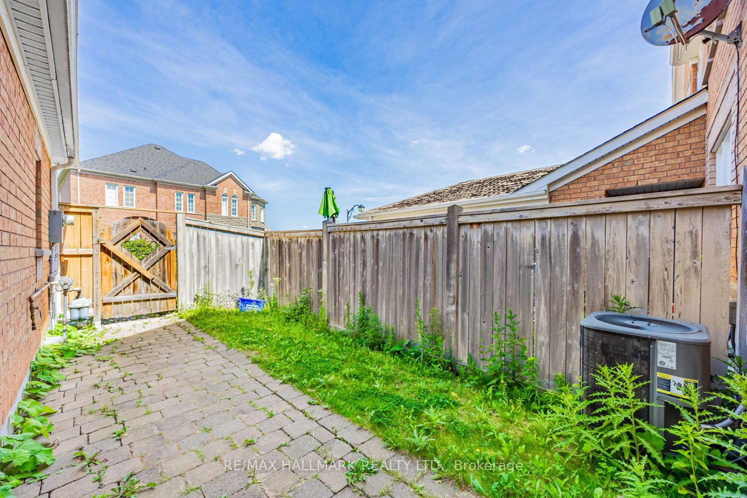 Photo 30 of 6 Dollery Gate, Ajax, Northeast Ajax — HOMEH