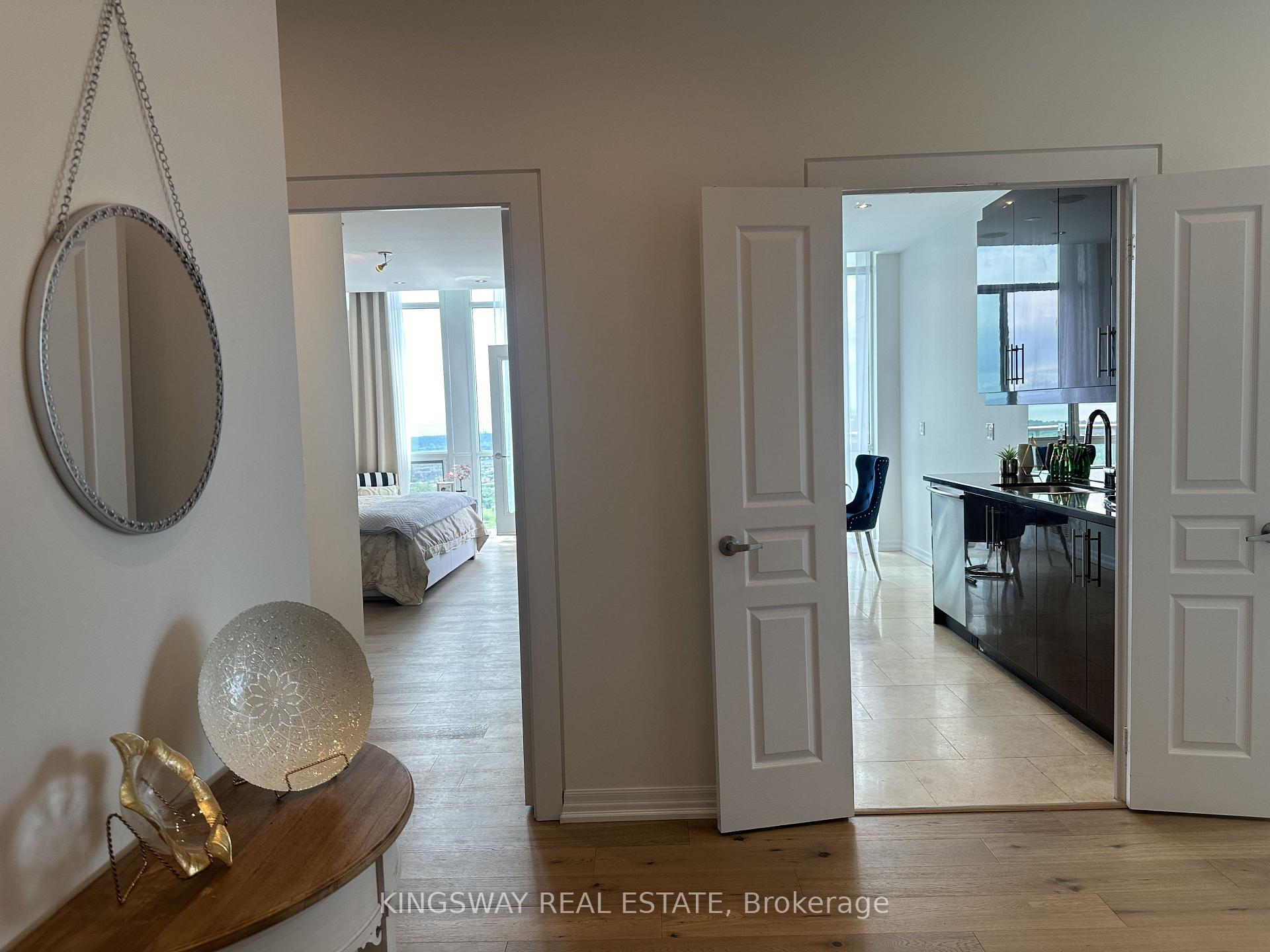 Photo 32 of Unit 3404, 220 Burnhamthorpe Road W, Mississauga, City Centre — HOMEH
