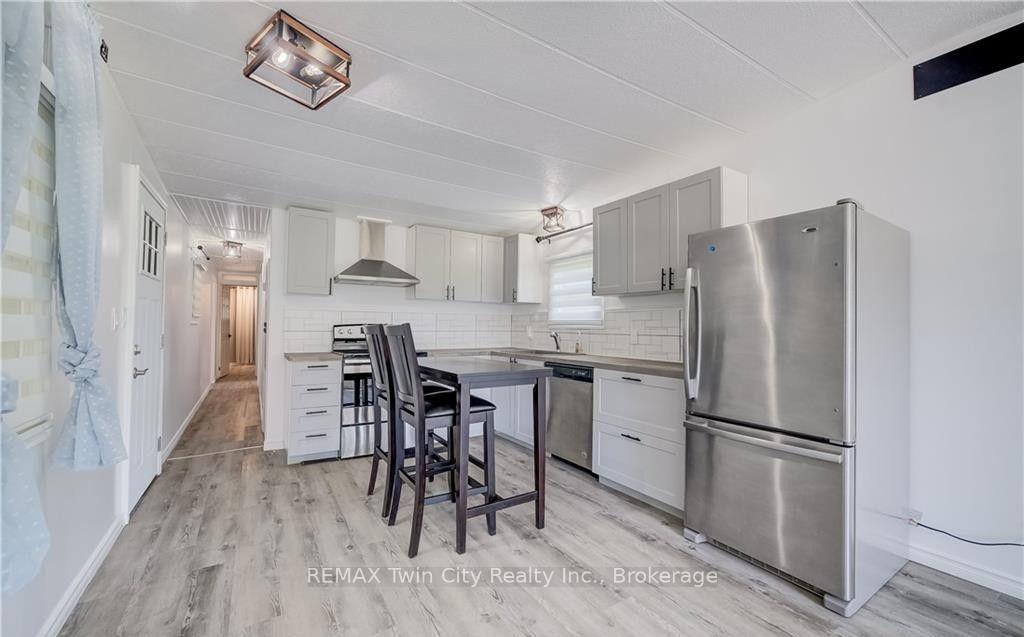 Photo 9 of 164 Birch Street, Perth East, Crystal Lake — HOMEH