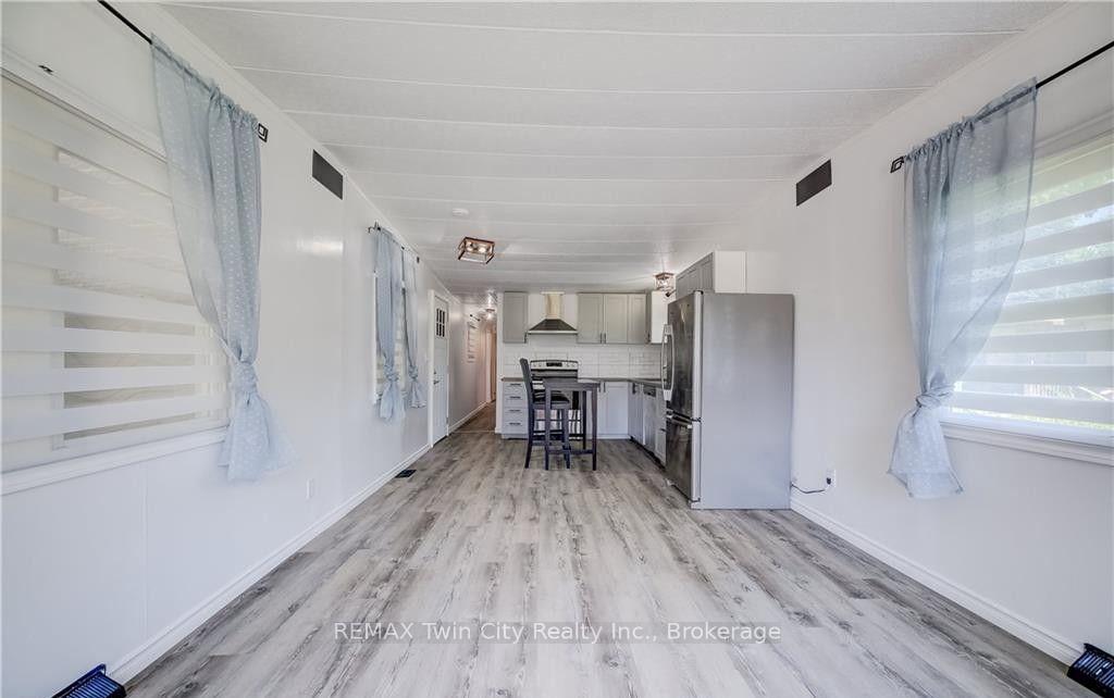 Photo 10 of 164 Birch Street, Perth East, Crystal Lake — HOMEH