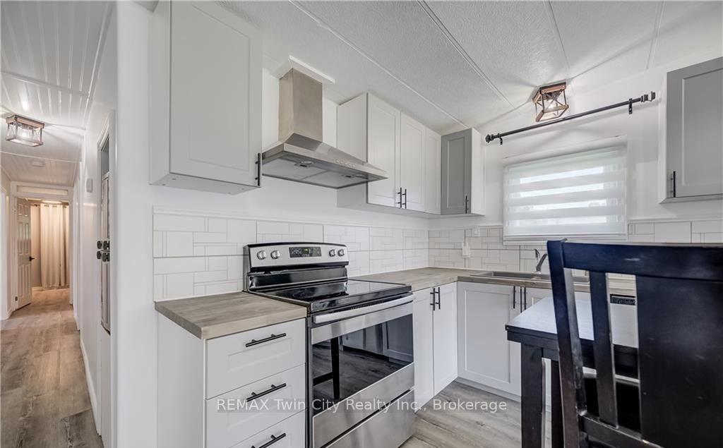 Photo 12 of 164 Birch Street, Perth East, Crystal Lake — HOMEH