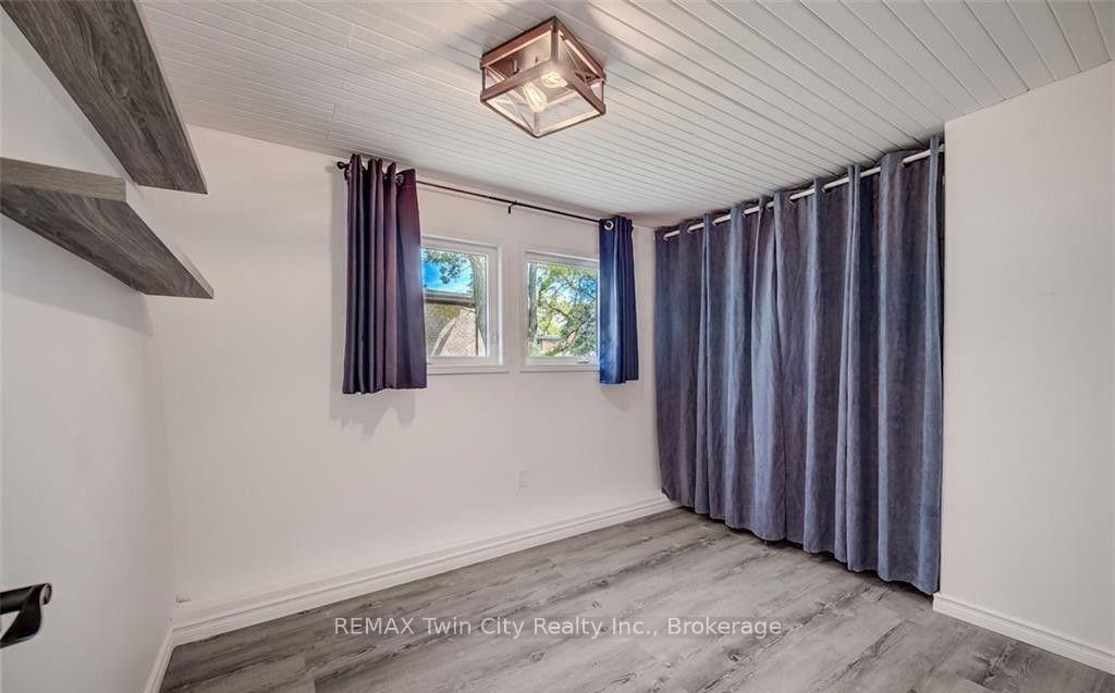 Photo 16 of 164 Birch Street, Perth East, Crystal Lake — HOMEH