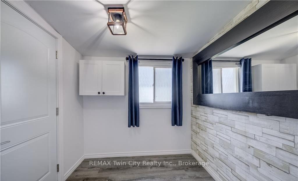 Photo 23 of 164 Birch Street, Perth East, Crystal Lake — HOMEH