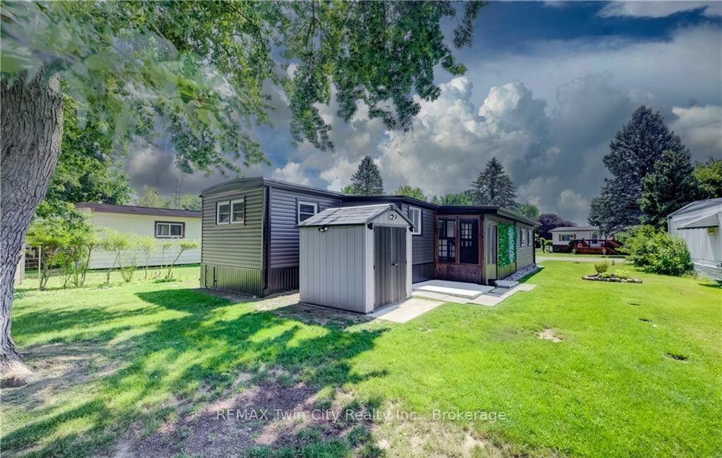 Photo 39 of 164 Birch Street, Perth East, Crystal Lake — HOMEH