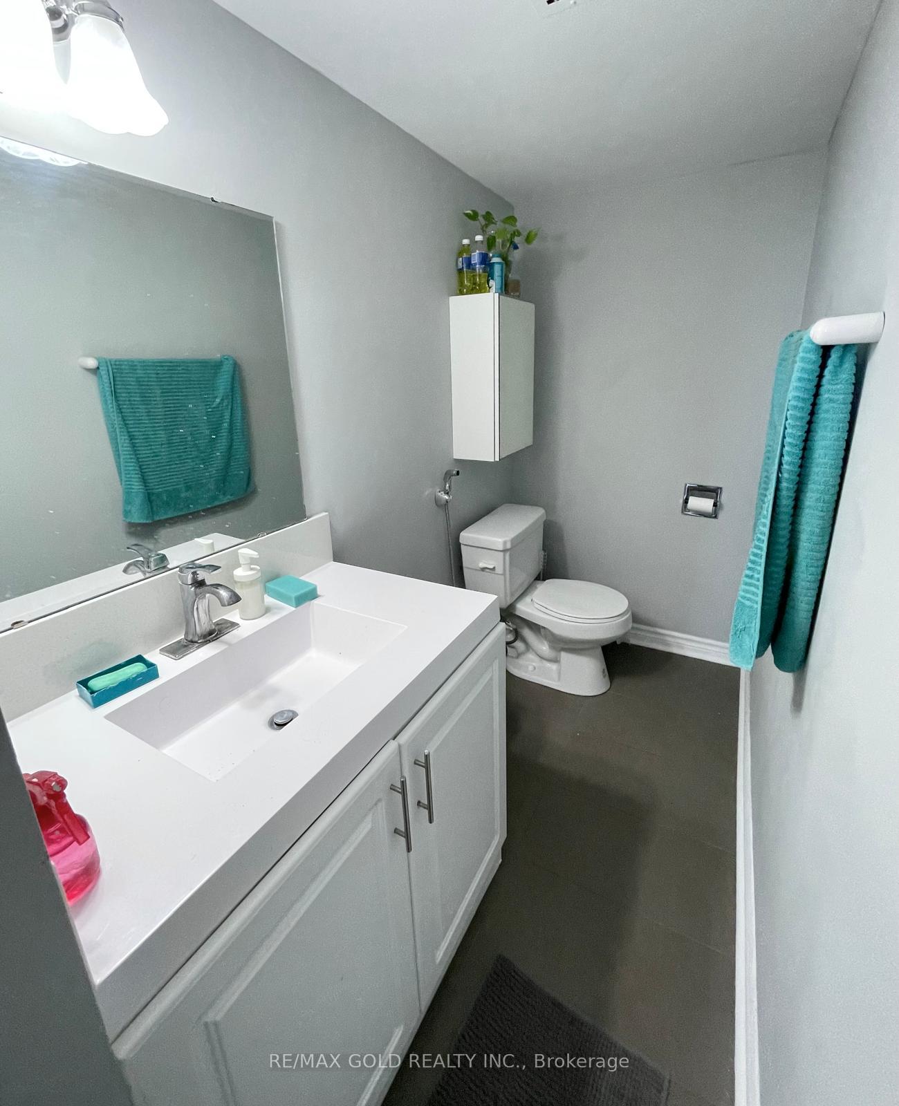 Photo 11 of Unit 1611, 390 Dixon Road, Etobicoke, Kingsview Village-The Westway — HOMEH