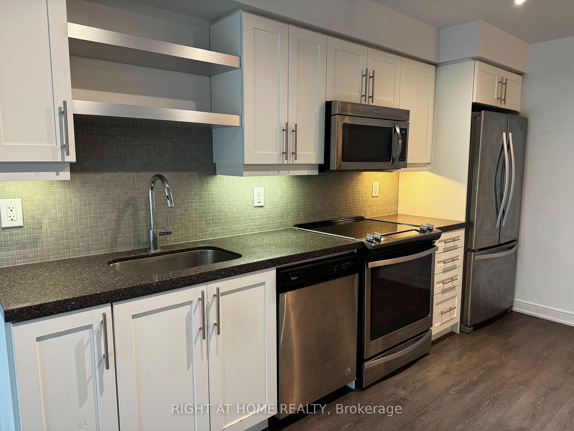 Photo of Unit 723, 525 Adelaide Street W