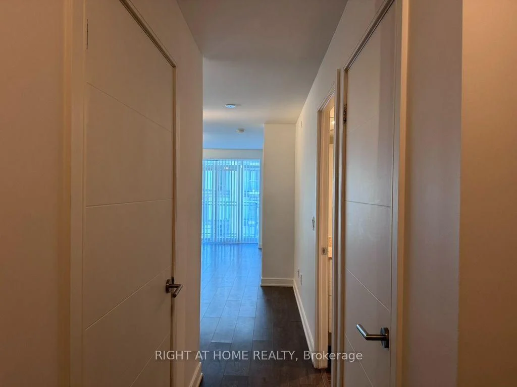 Photo 14 of Unit 723, 525 Adelaide Street W, Toronto, Waterfront Communities — HOMEH
