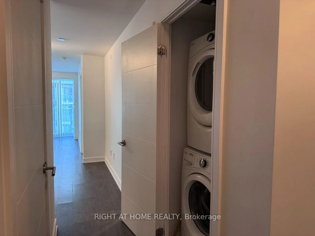 Photo 16 of Unit 723, 525 Adelaide Street W, Toronto, Waterfront Communities — HOMEH