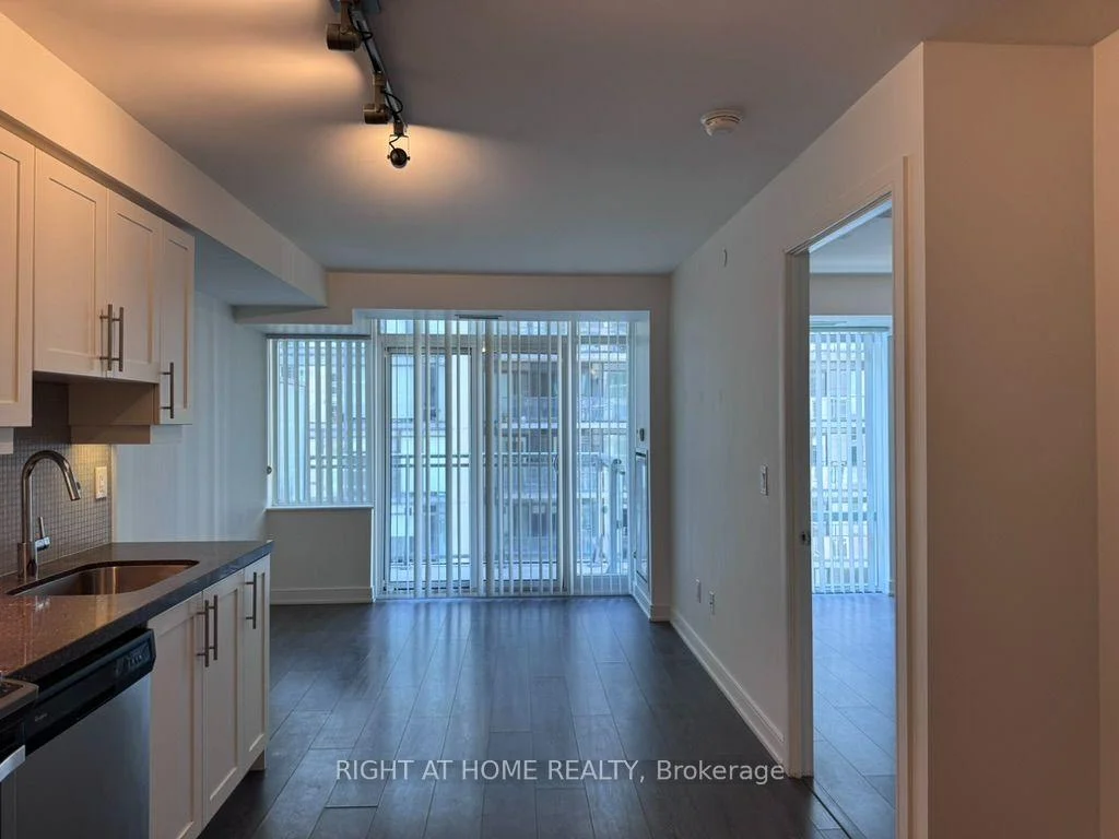 Photo 18 of Unit 723, 525 Adelaide Street W, Toronto, Waterfront Communities — HOMEH
