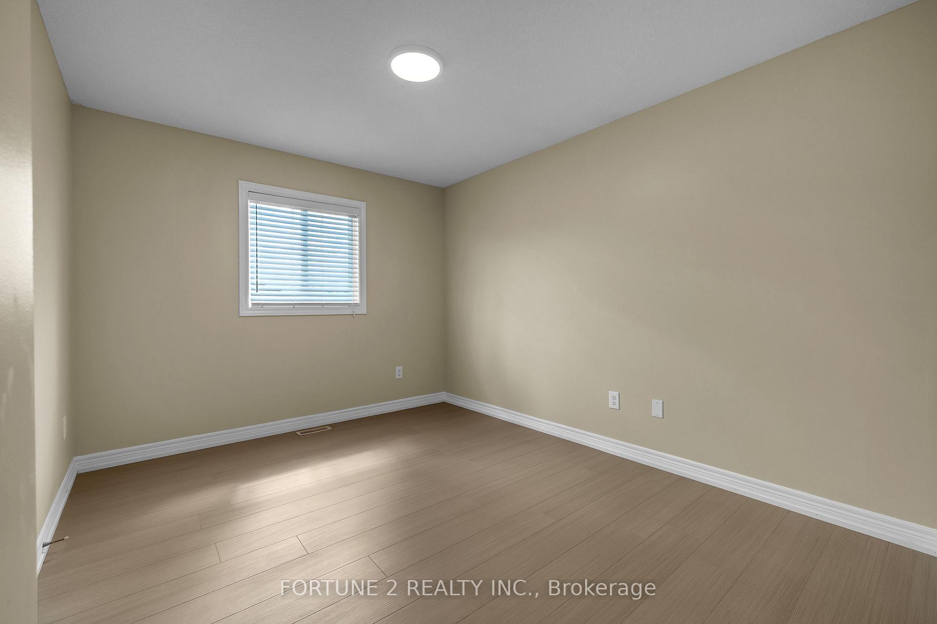 Photo 21 of 2901 Lemieux Walk, London, South W — HOMEH