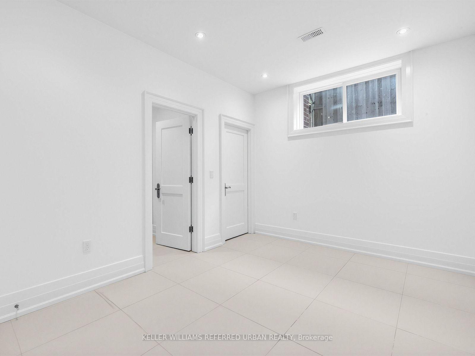 Photo 32 of 212 Empress Avenue, North York, Willowdale East — HOMEH