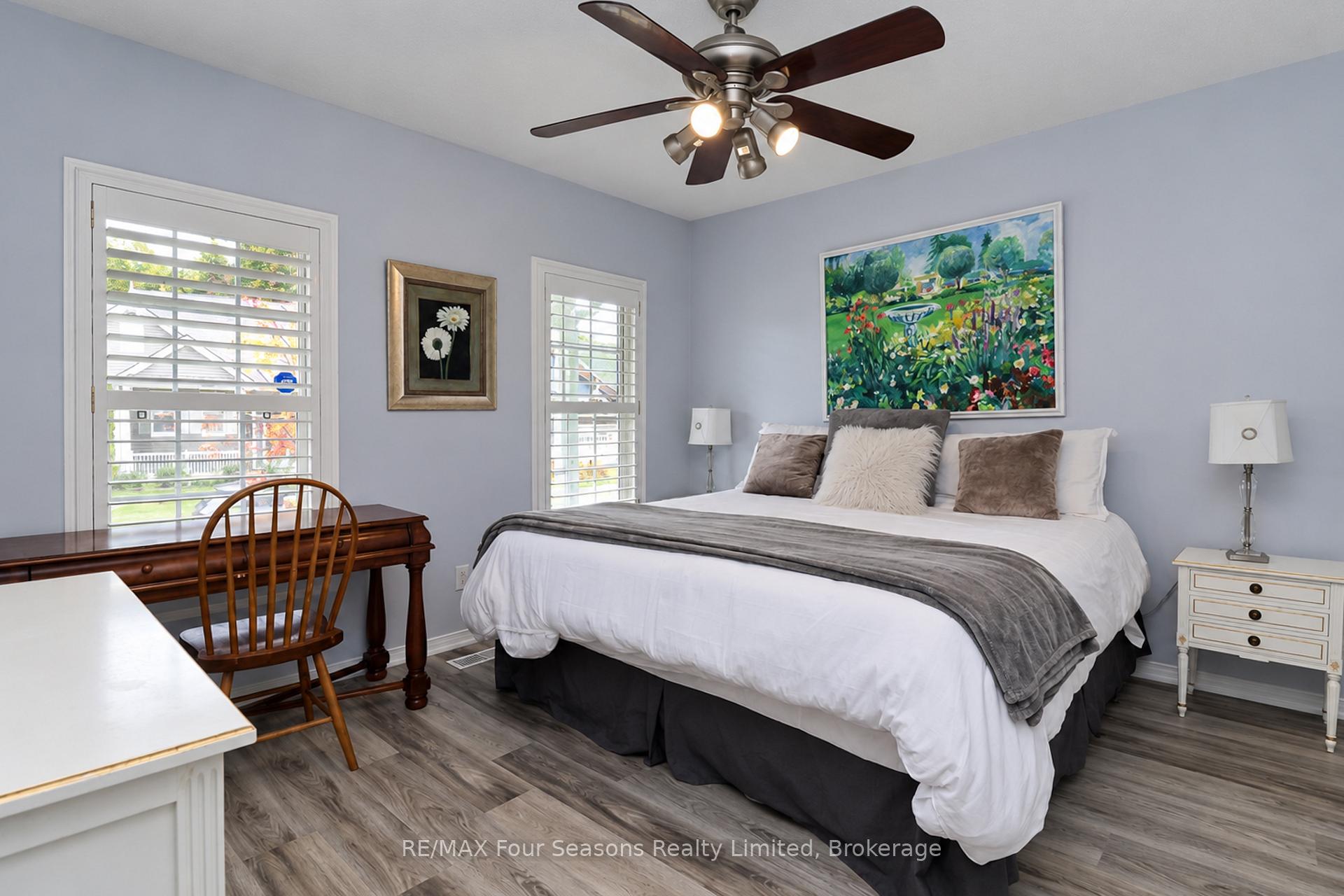 Photo 7 of 44 Green Briar Drive, Collingwood — HOMEH