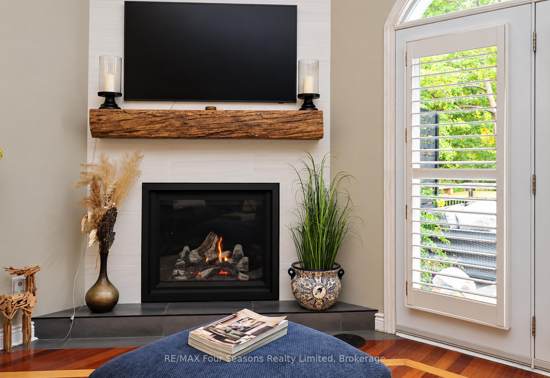 Photo 35 of 44 Green Briar Drive, Collingwood — HOMEH
