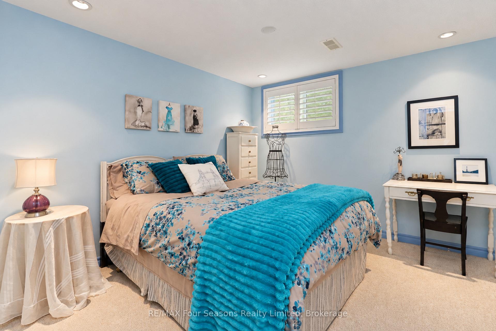 Photo 45 of 44 Green Briar Drive, Collingwood — HOMEH