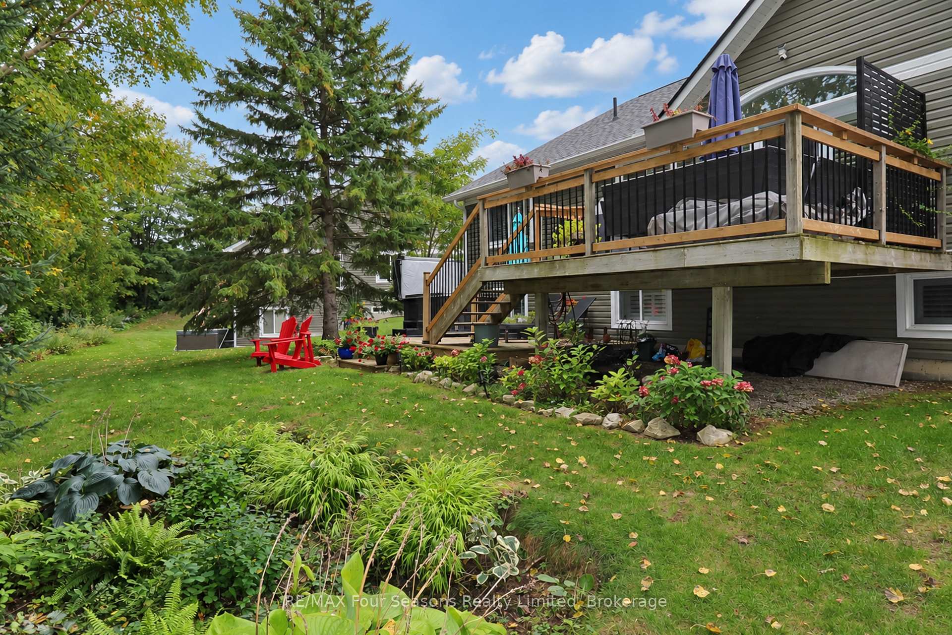 Photo 46 of 44 Green Briar Drive, Collingwood — HOMEH