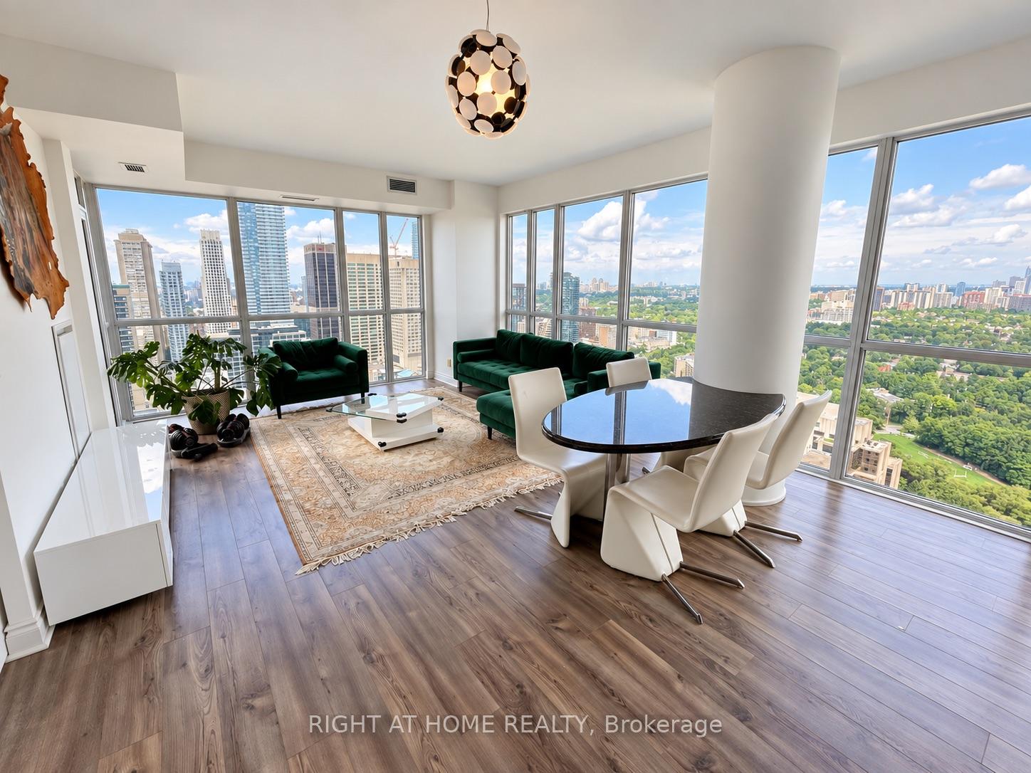 Photo 5 of Unit 3808, 28 Ted Rogers Way, Toronto, Church-Yonge Corridor — HOMEH