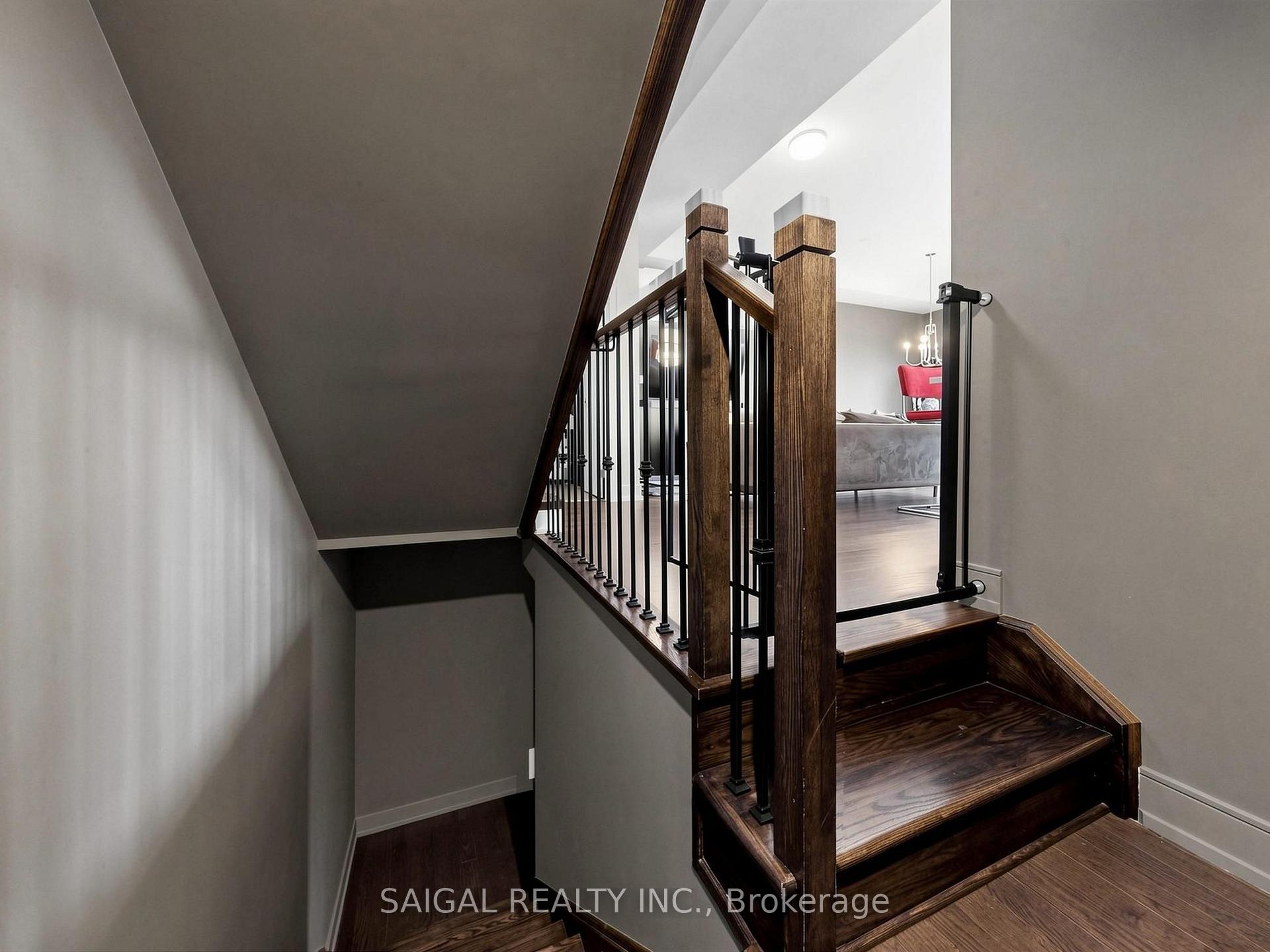 Photo 8 of 1347 Clarriage Court, Milton, Ford — HOMEH
