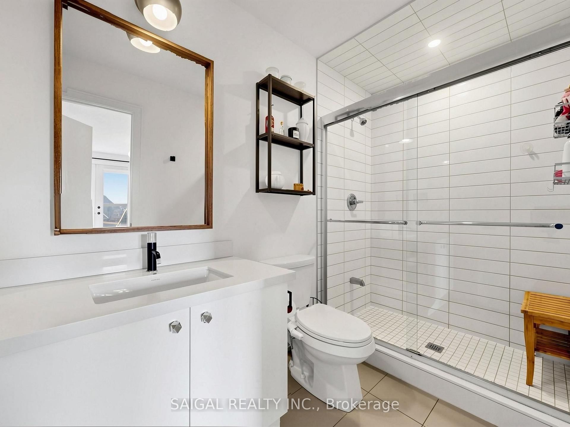 Photo 38 of 1347 Clarriage Court, Milton, Ford — HOMEH