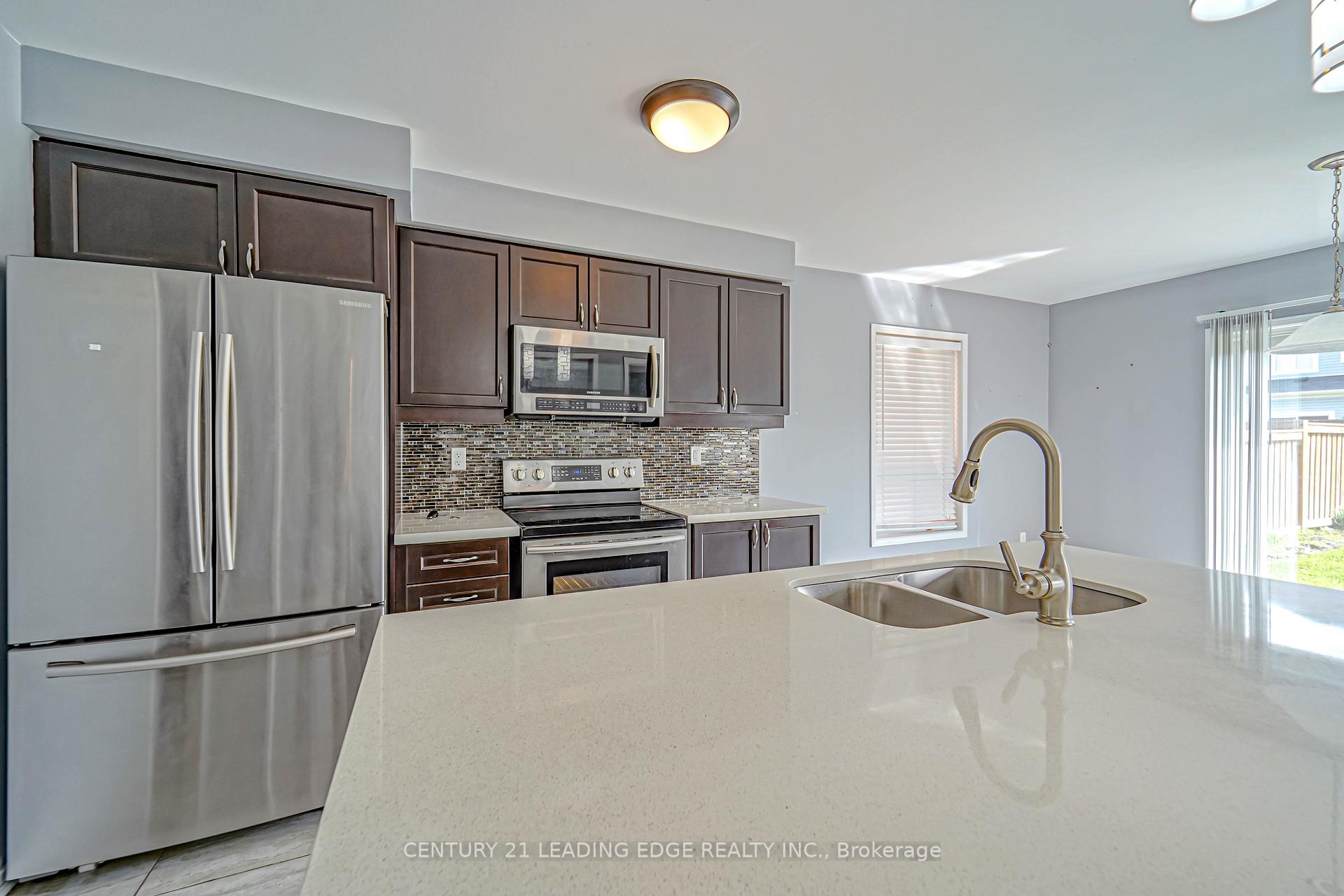 Photo 9 of 1943 Arborwood Drive, Oshawa, Taunton — HOMEH