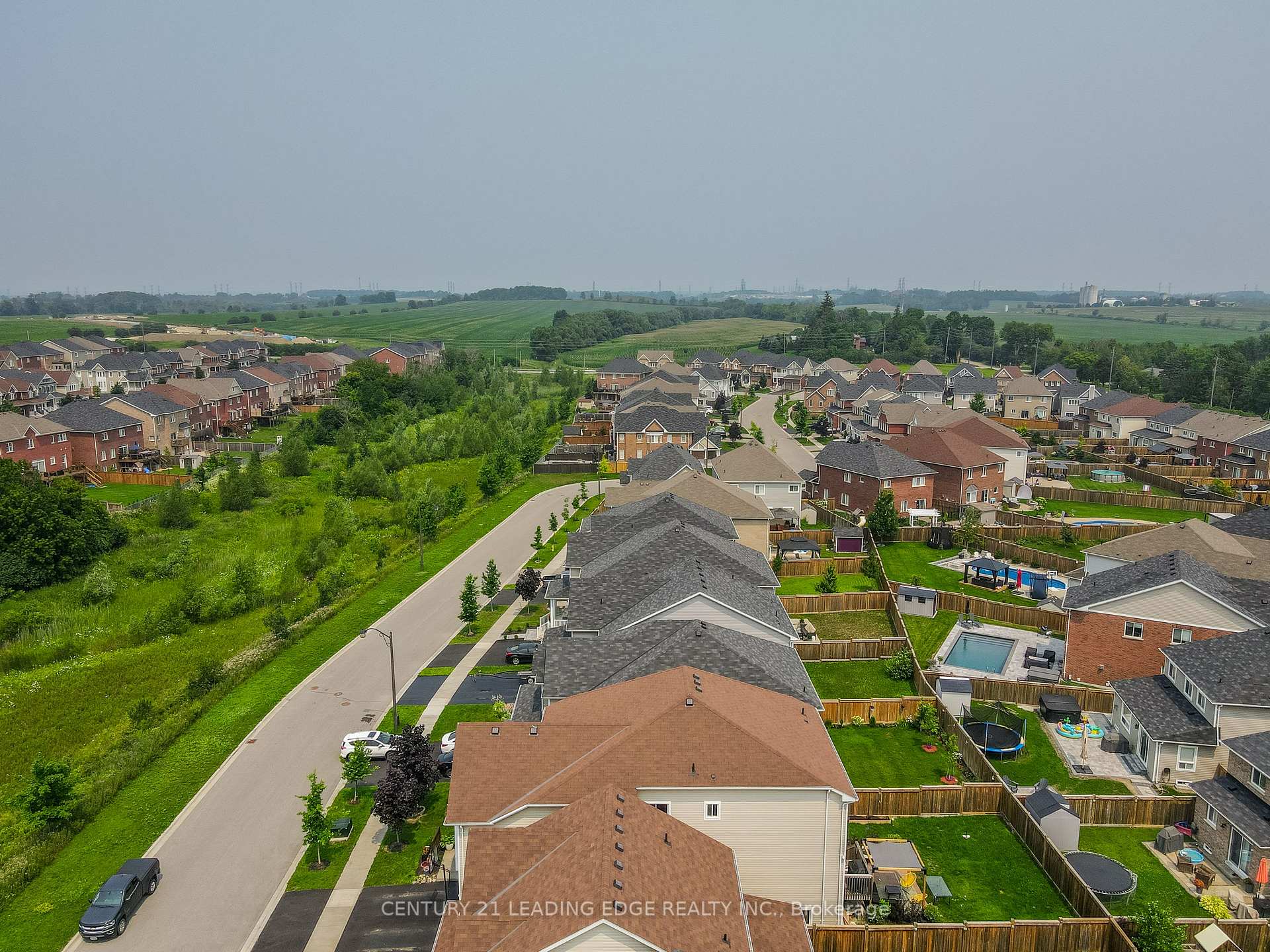 Photo 34 of 1943 Arborwood Drive, Oshawa, Taunton — HOMEH