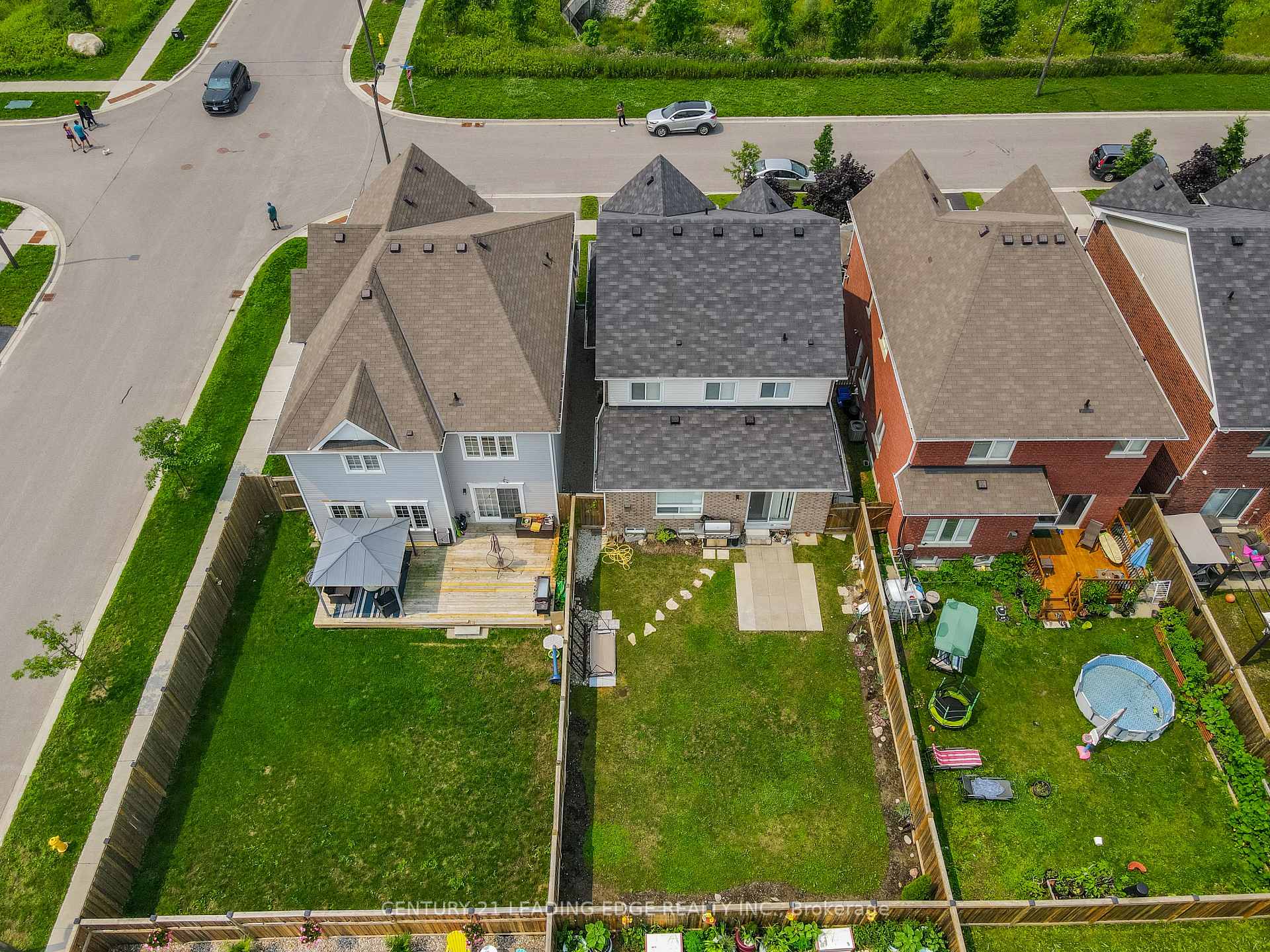Photo 37 of 1943 Arborwood Drive, Oshawa, Taunton — HOMEH