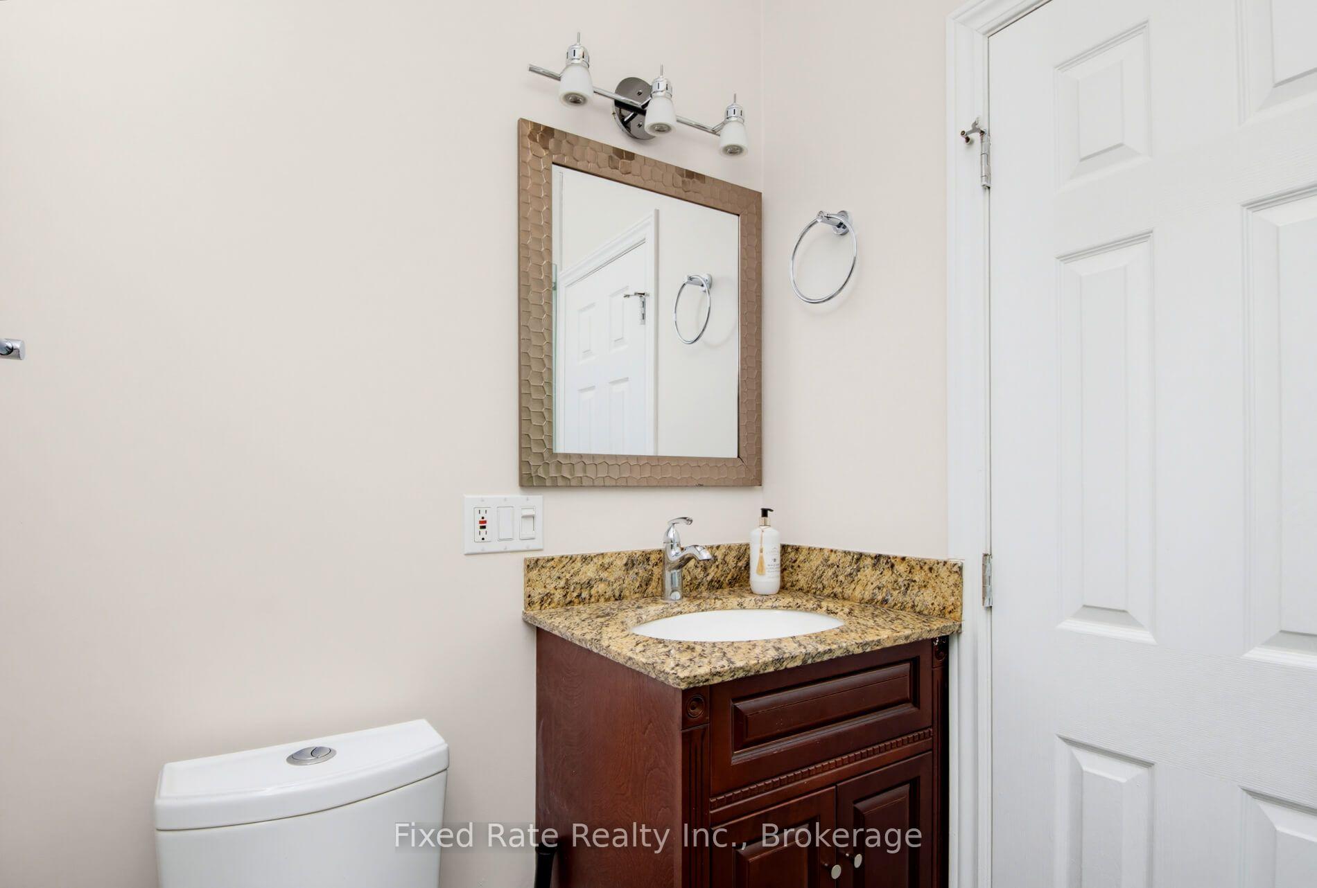 Photo 15 of 45 Waddington Crescent, North York, Don Valley Village — HOMEH