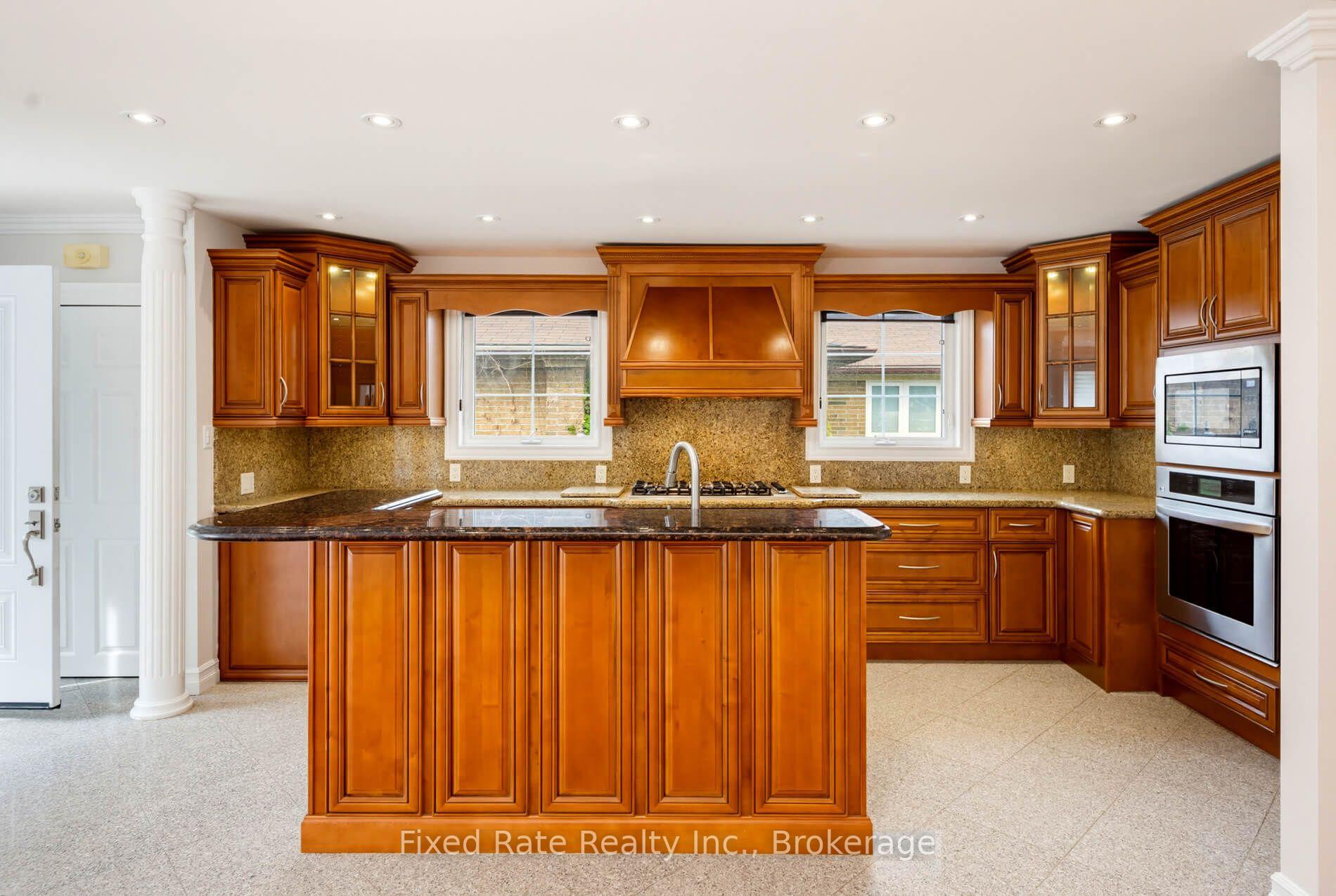 Photo 16 of 45 Waddington Crescent, North York, Don Valley Village — HOMEH