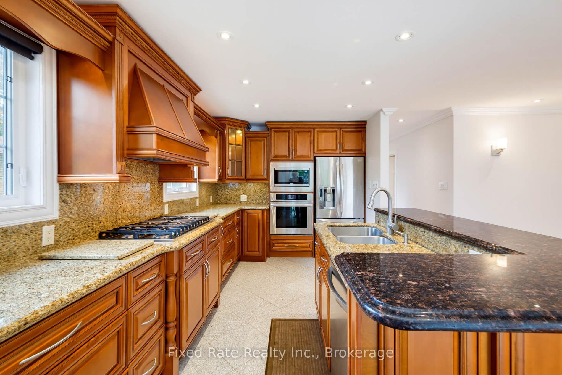 Photo 19 of 45 Waddington Crescent, North York, Don Valley Village — HOMEH