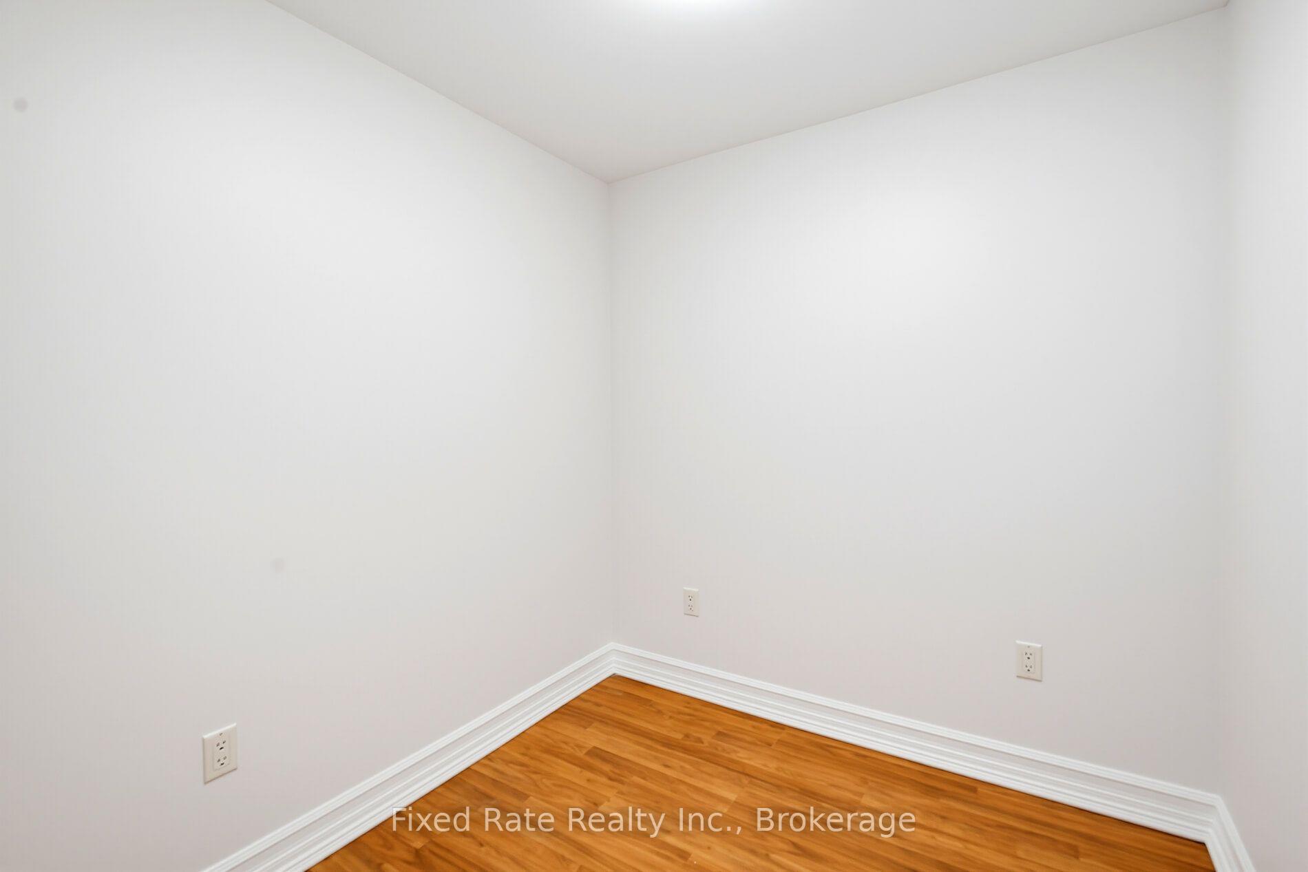 Photo 35 of 45 Waddington Crescent, North York, Don Valley Village — HOMEH