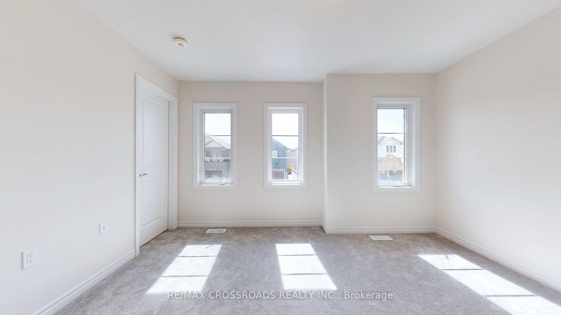 Photo 34 of 620 Lemay Grove, Peterborough, Monaghan Ward 2 — HOMEH