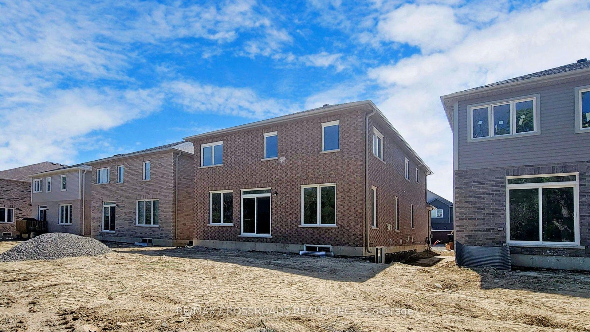 Photo 45 of 620 Lemay Grove, Peterborough, Monaghan Ward 2 — HOMEH