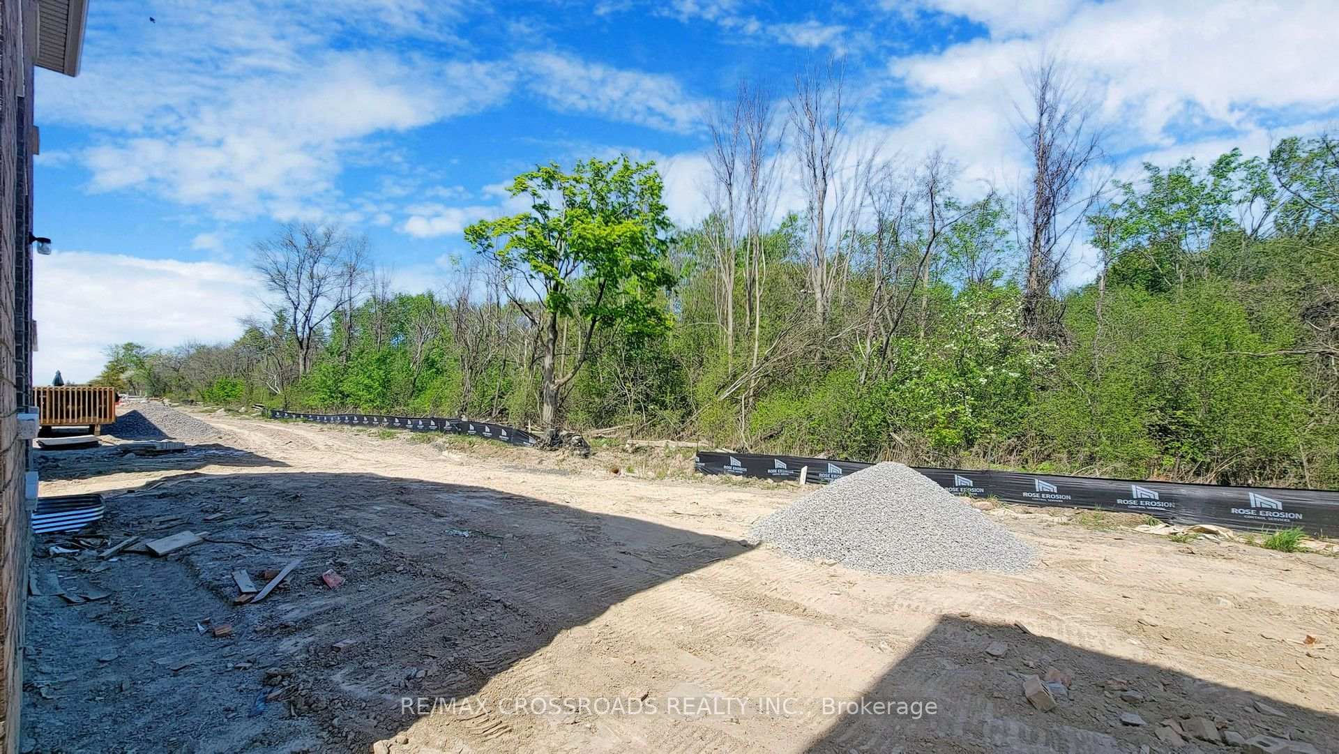 Photo 49 of 620 Lemay Grove, Peterborough, Monaghan Ward 2 — HOMEH