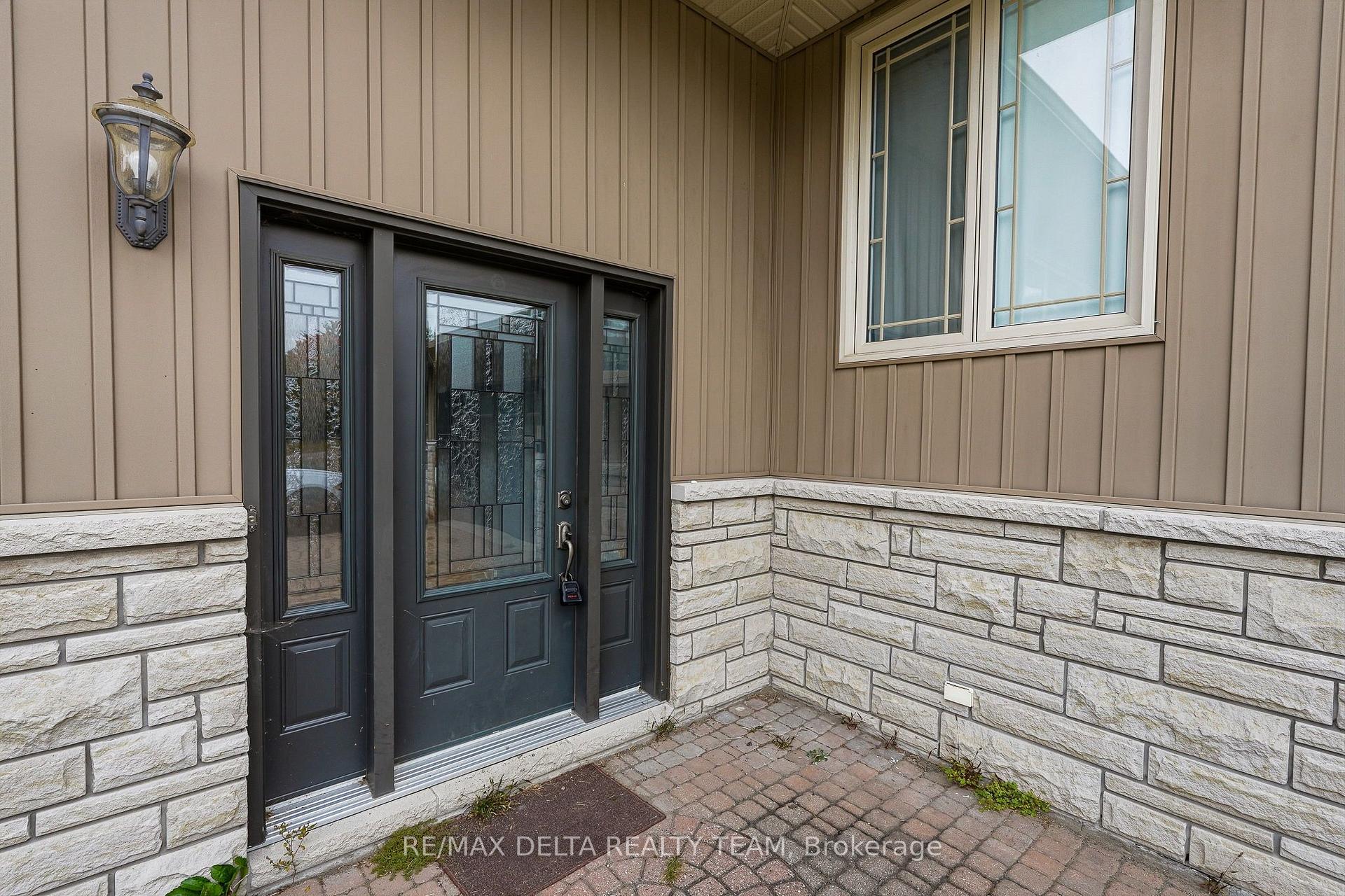 Photo 3 of 4806 Frank Kenny Road, Ottawa, Sarsfield/Bearbrook — HOMEH