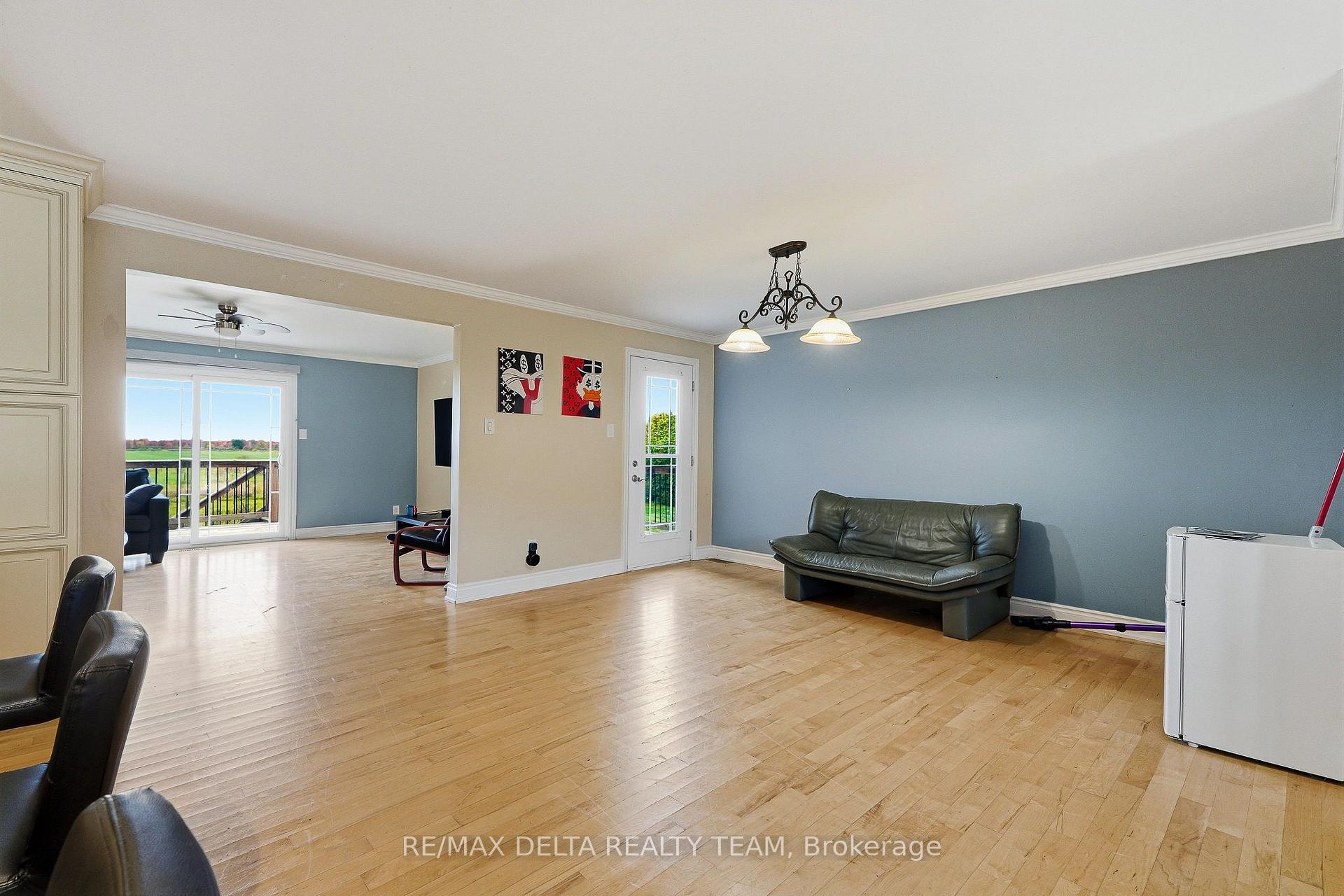 Photo 12 of 4806 Frank Kenny Road, Ottawa, Sarsfield/Bearbrook — HOMEH