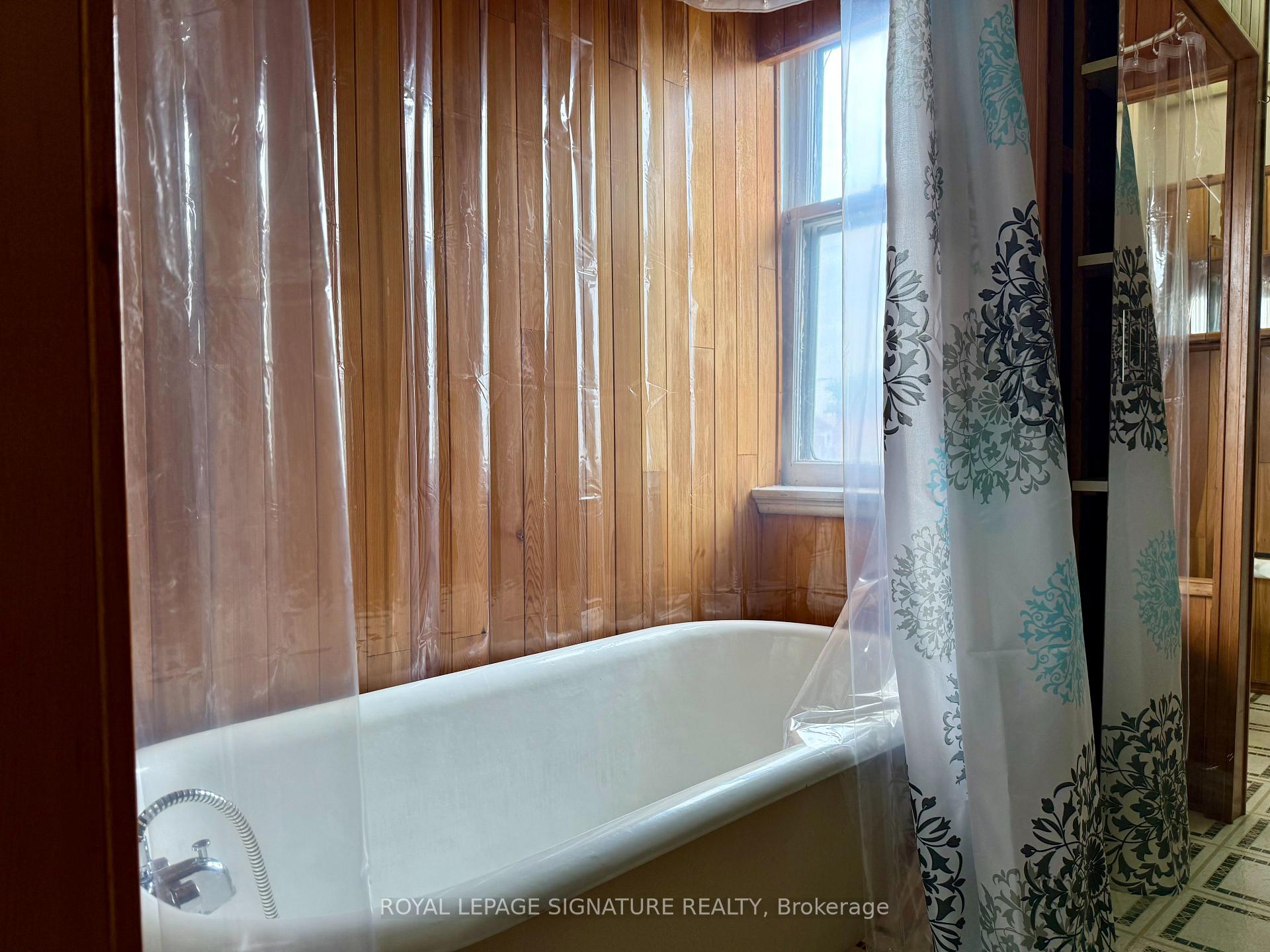 Photo 17 of 12 Hemlock Avenue, Oshawa, Central — HOMEH