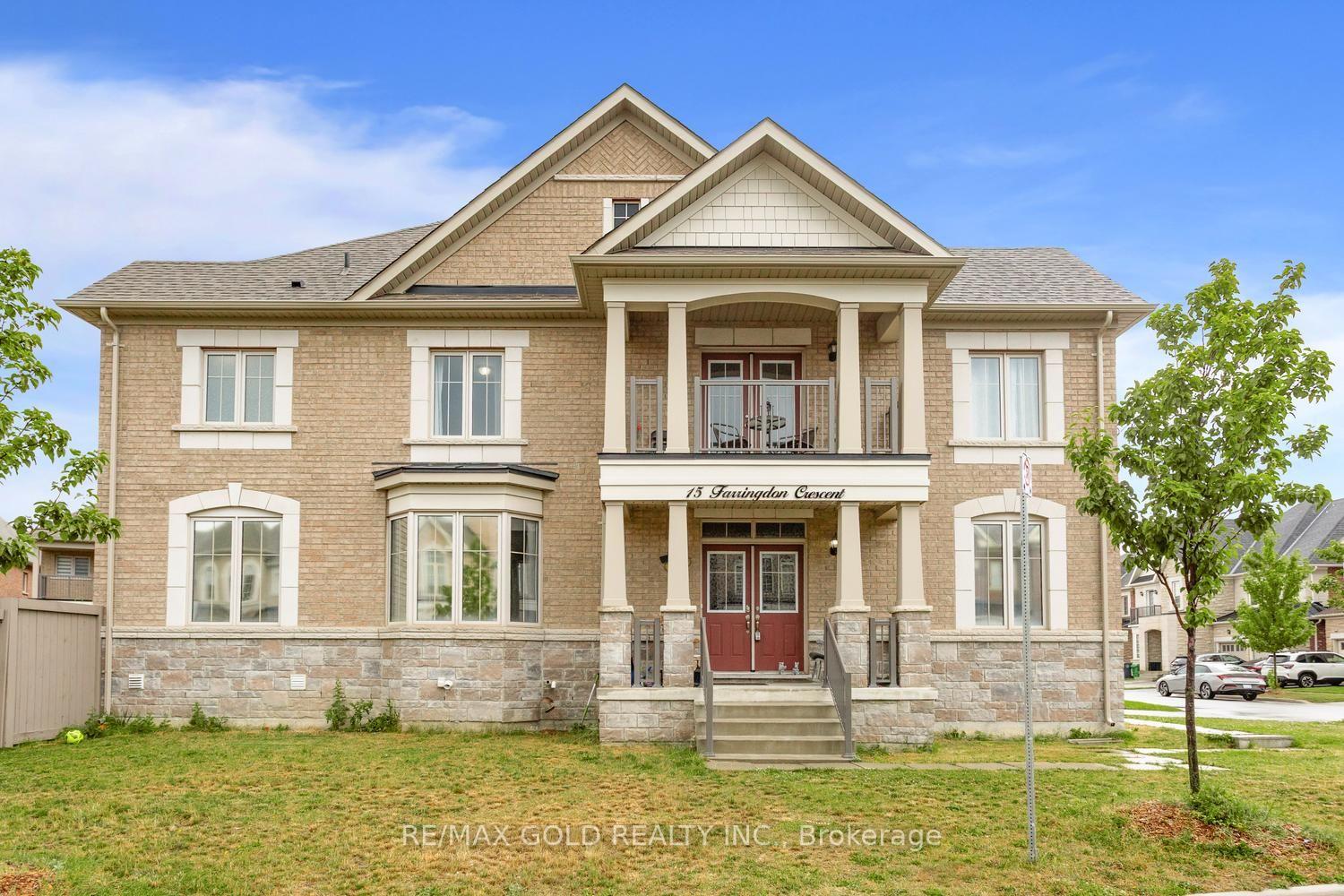 Photo 4 of 15 Farringdon Crescent, Brampton, Northwest Brampton — HOMEH