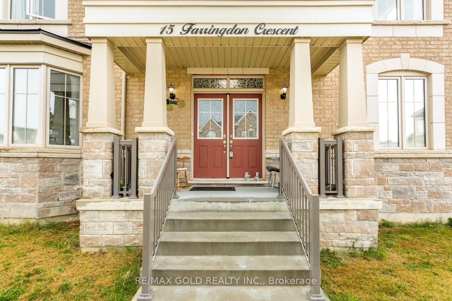 Photo 5 of 15 Farringdon Crescent, Brampton, Northwest Brampton — HOMEH