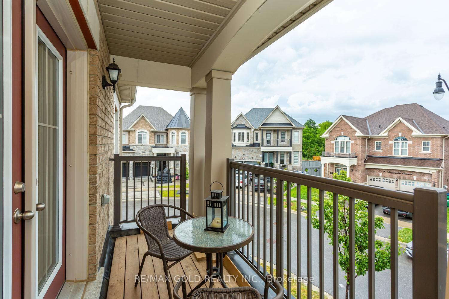 Photo 47 of 15 Farringdon Crescent, Brampton, Northwest Brampton — HOMEH