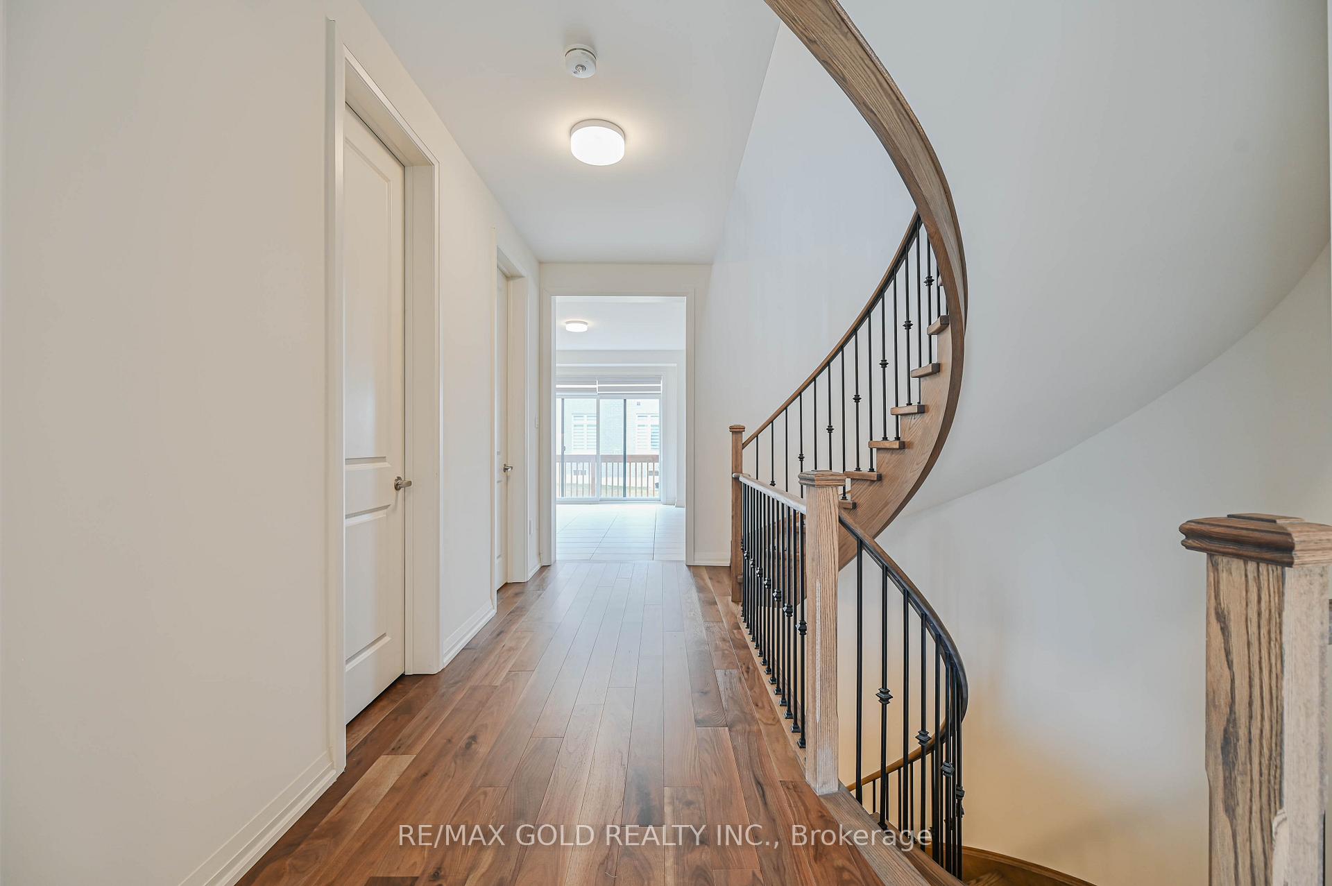 Photo 10 of 5 Elderberry Way, Adjala-Tosorontio, Colgan — HOMEH
