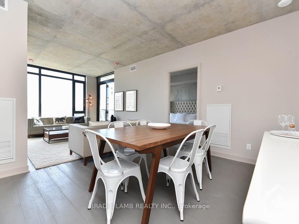Photo 4 of Unit 209, 203 Catherine Street, Ottawa, Ottawa Centre — HOMEH