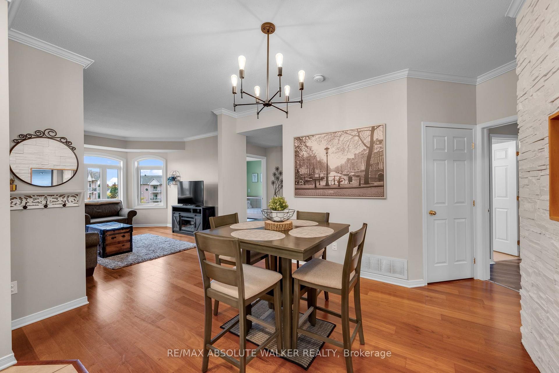 Photo 6 of Unit 7, 50 Briargate Private, Ottawa, Springridge/East Village — HOMEH