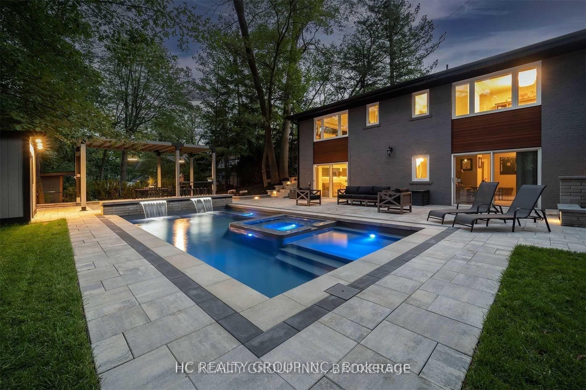 Photo 5 of 1513 Merrow Road, Mississauga, Lorne Park — HOMEH
