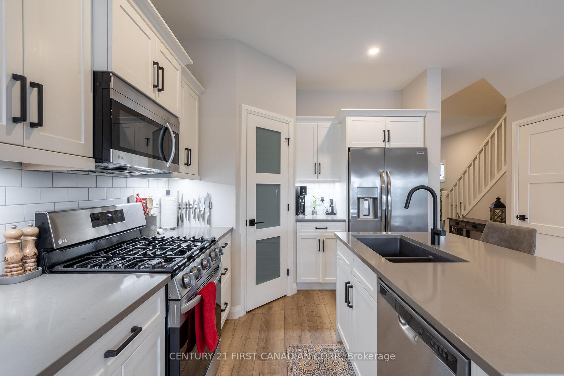 Photo 7 of Unit 19, 17 Nicholson Street, Lucan Biddulph, Lucan — HOMEH
