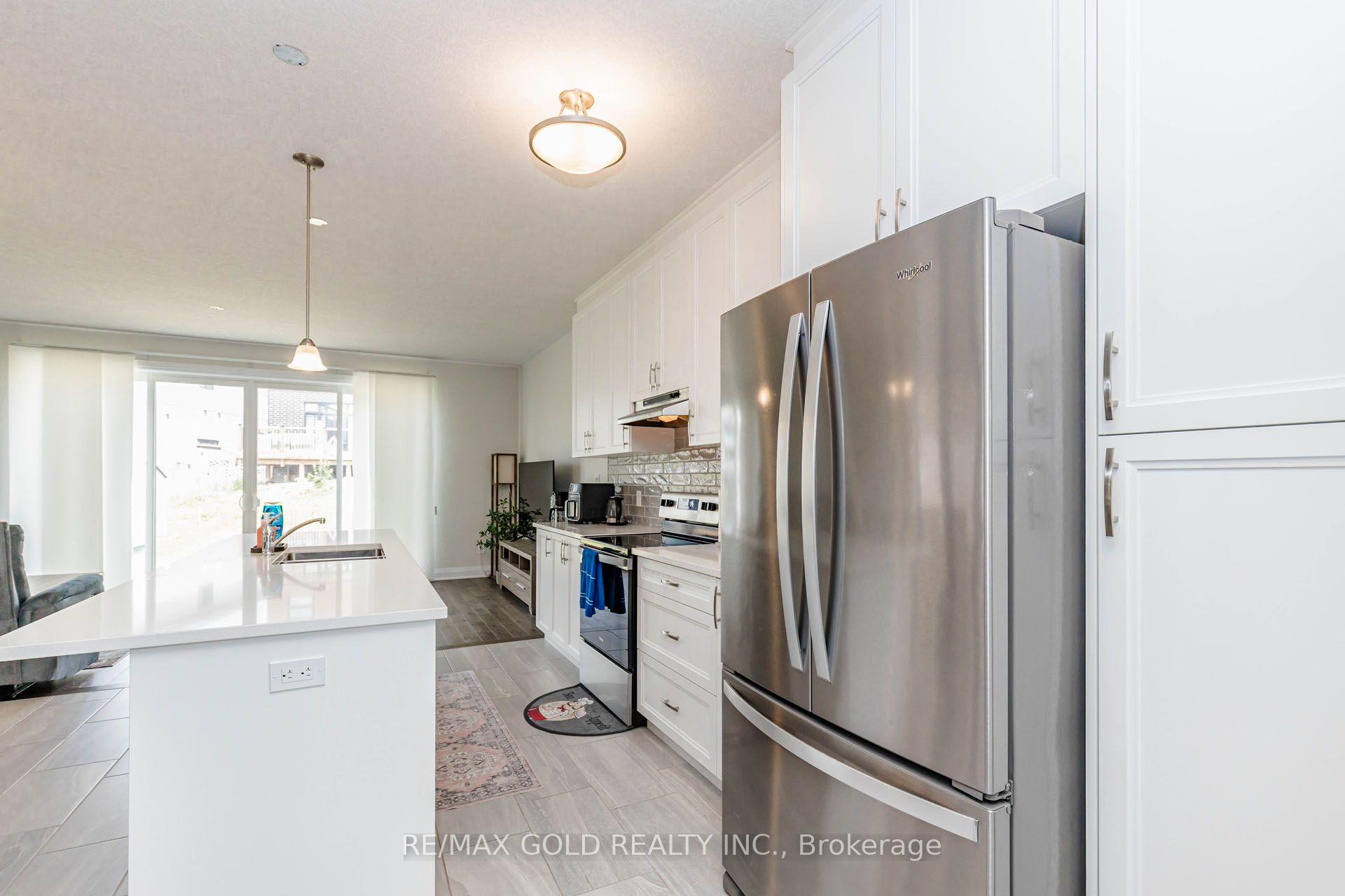 Photo 18 of 617 Benninger Drive, Kitchener, Brigadoon — HOMEH