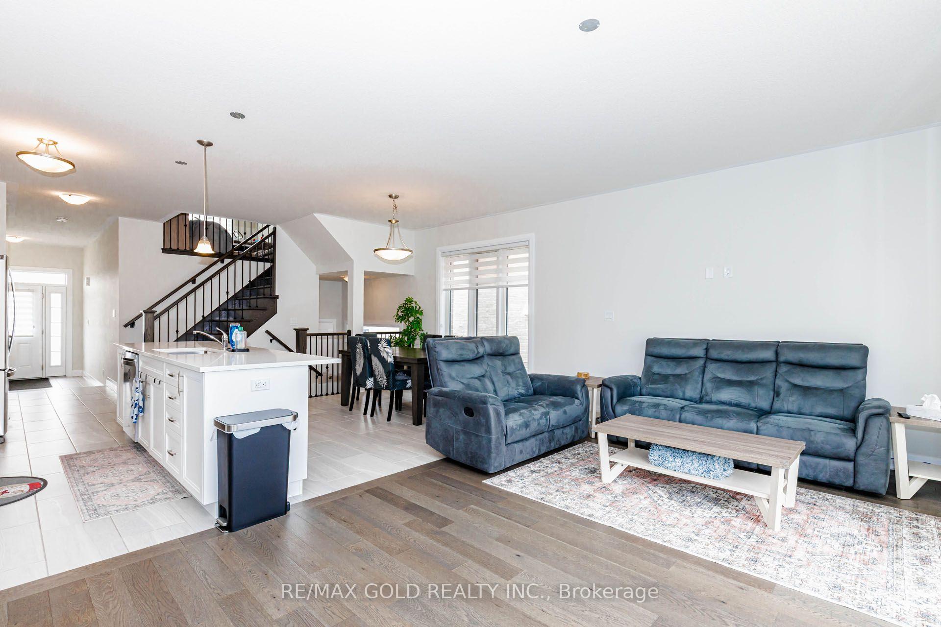 Photo 39 of 617 Benninger Drive, Kitchener, Brigadoon — HOMEH