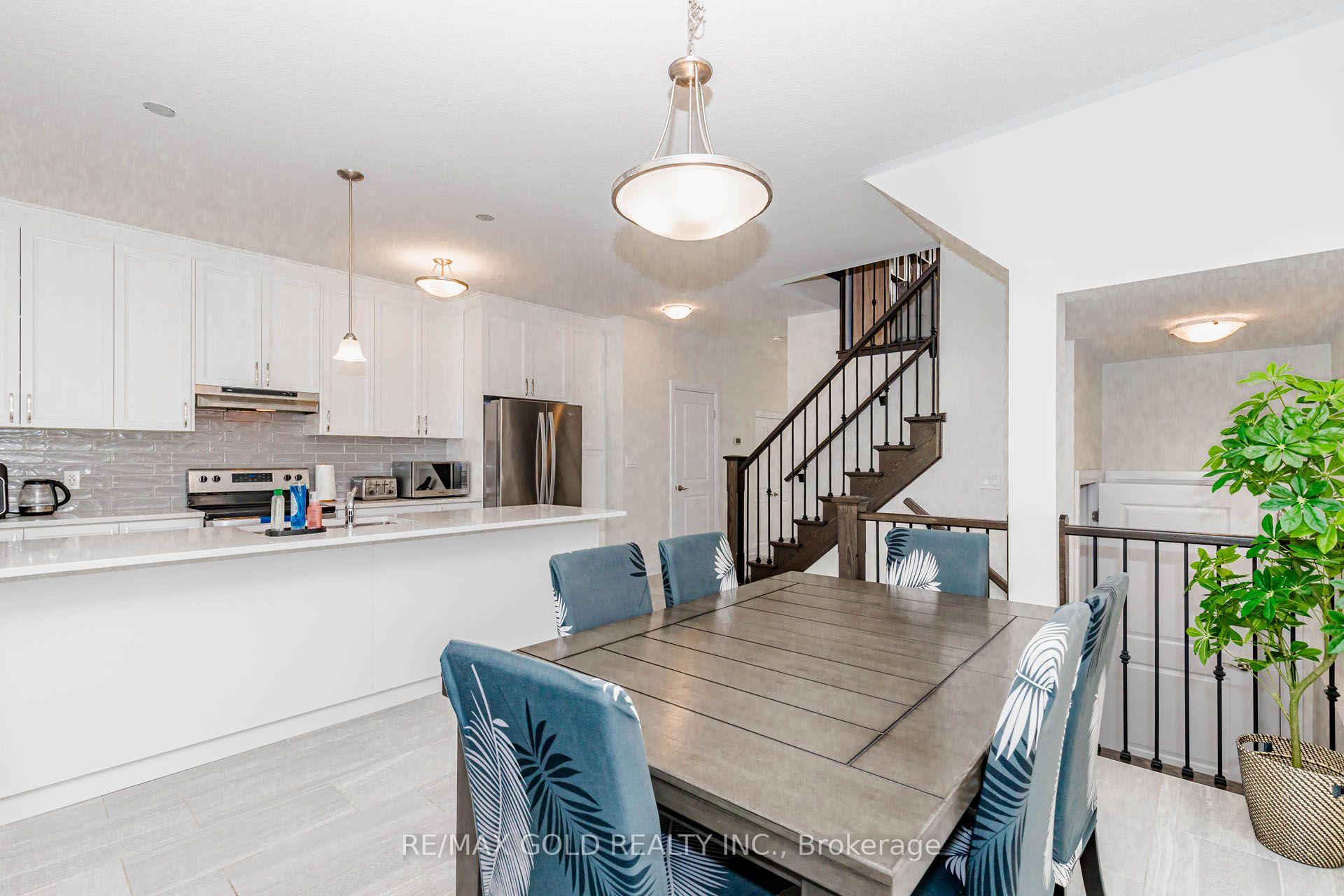 Photo 51 of 617 Benninger Drive, Kitchener, Brigadoon — HOMEH