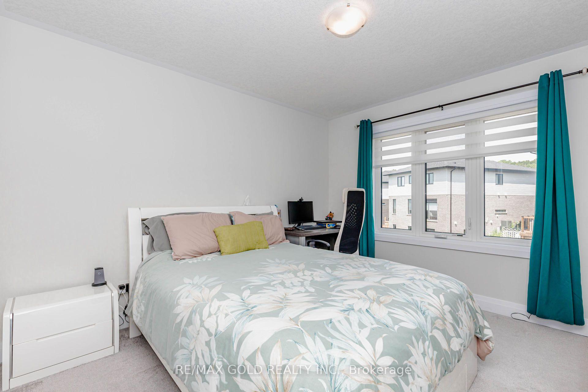 Photo 71 of 617 Benninger Drive, Kitchener, Brigadoon — HOMEH