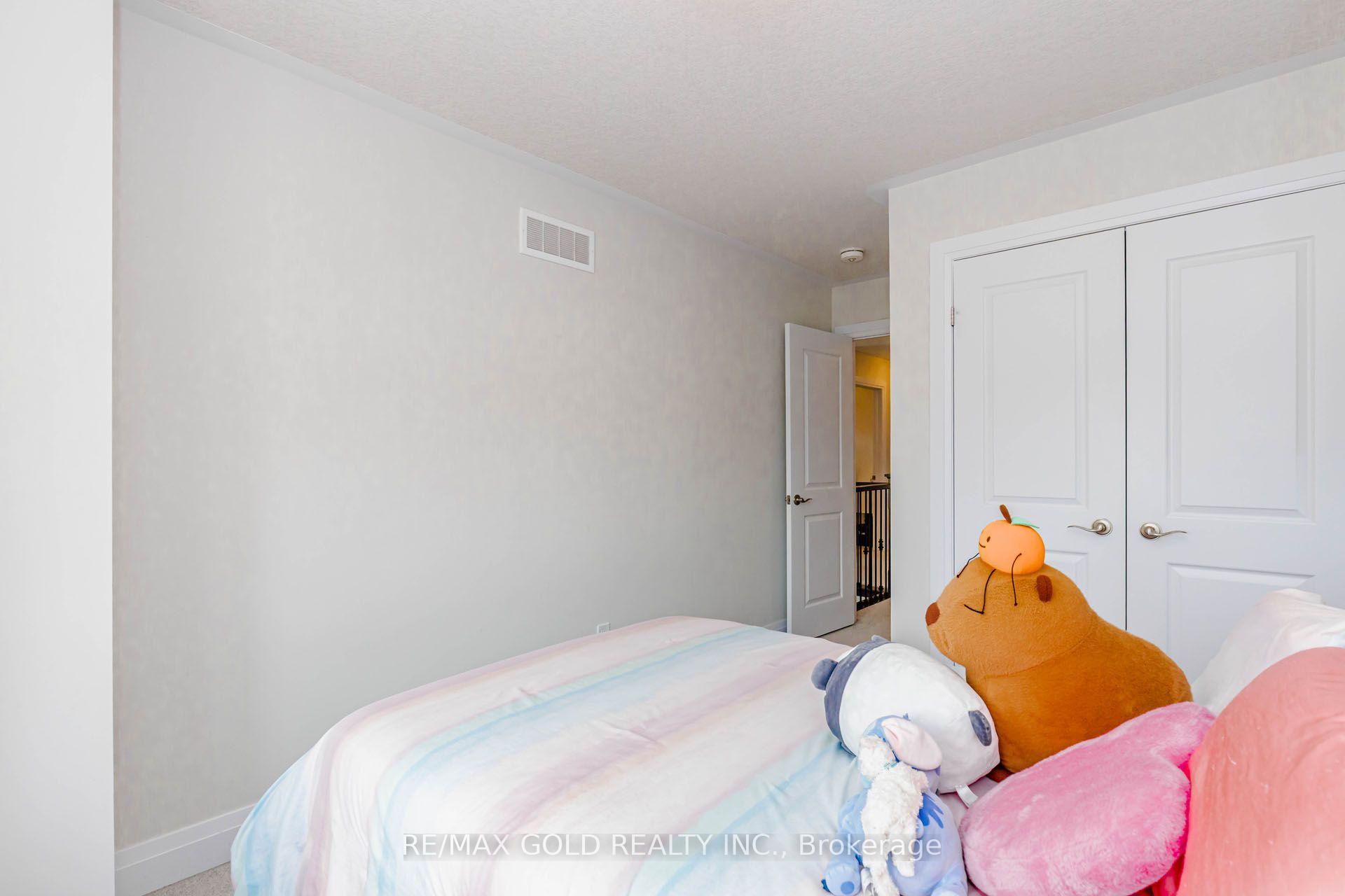 Photo 90 of 617 Benninger Drive, Kitchener, Brigadoon — HOMEH